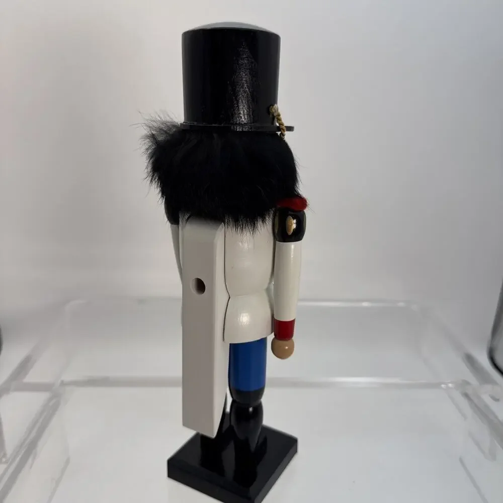 GDR Original Erzgebirge Nutcracker 